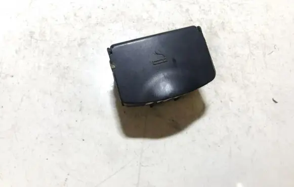 Car ashtray