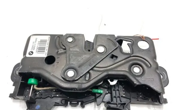 BMW X1 F48 F49 Tailgate exterior lock 163672