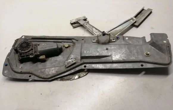 Volvo S70 V70 V70 XC Sliding door window regulator with motor 9152724