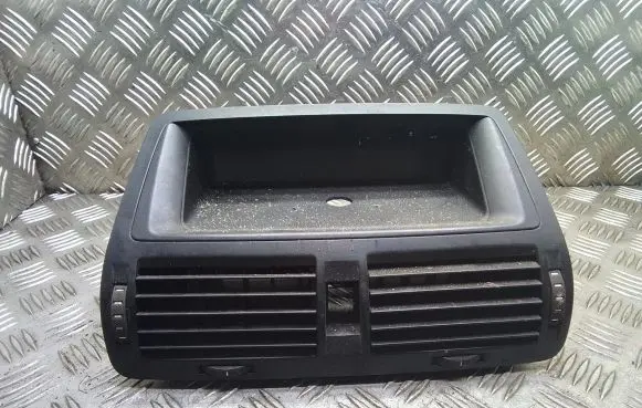 Skoda Octavia Mk2 (1Z) Dash center air vent grill 1Z0820951