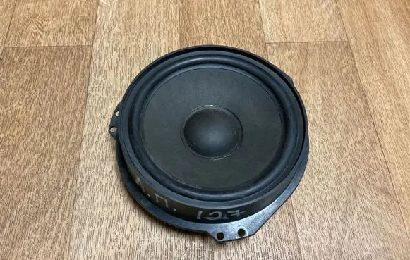 Opel Zafira A Front door speaker 9175188 L093384 40HMFBL