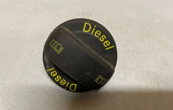 Fuel tank filler cap