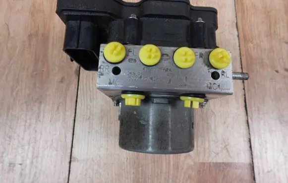 Nissan X-Trail T32 ABS Pump 476607FP2A 0265956531