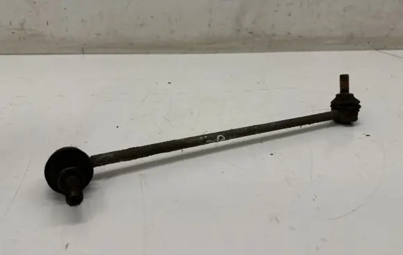 Volkswagen Golf VIII Front anti-roll bar/stabilizer link 