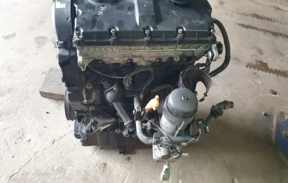 Audi A4 S4 B5 8D Engine