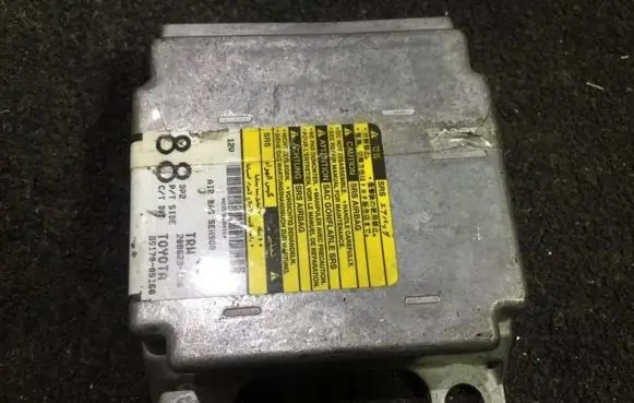 Toyota Avensis T250 Airbag control unit/module 8917005160 208623-106