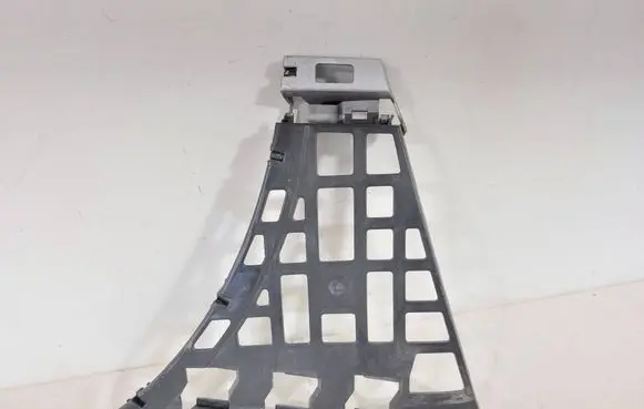 Volkswagen Touran I Rear bumper mounting bracket 1T0807378