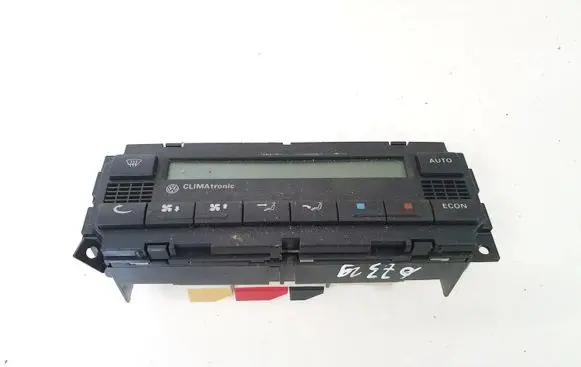 Volkswagen PASSAT B5.5 Climate control unit