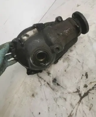 BMW X3 E83 Front differential 1428835