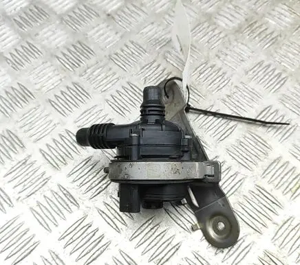 BMW 3 G20 G21 Electric auxiliary coolant/water pump 8651287