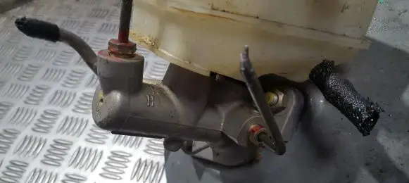 Mercedes-Benz C W202 Master brake cylinder b46d