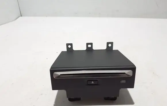Volvo XC90 Radio/CD/DVD/GPS head unit 31374694