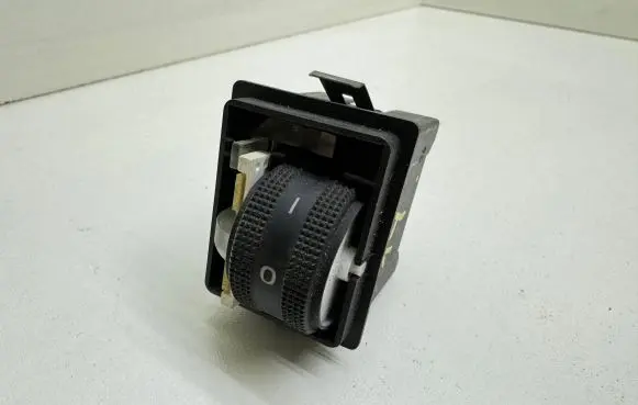 Audi A6 S6 C6 4F Headlight level height control switch 4f0941301a