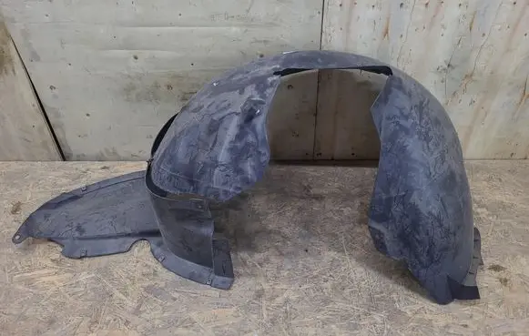 Volkswagen PASSAT B7 Front wheel arch liner splash guards 3AA805978
