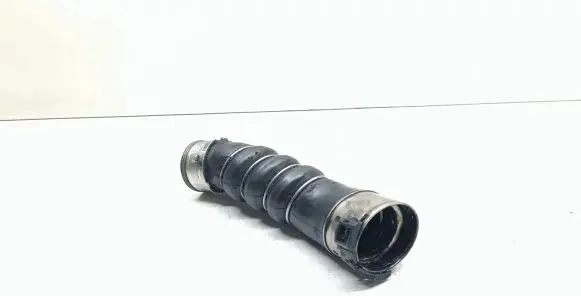 BMW 1 E81 E87 Intercooler hose/pipe 7797480