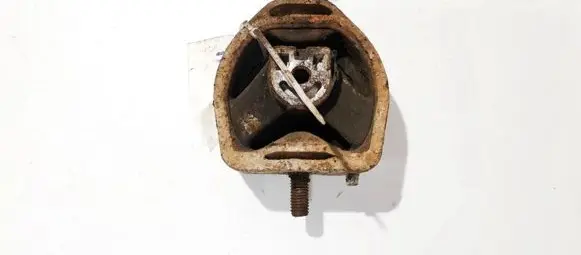 Volkswagen PASSAT B5 Engine mount bracket