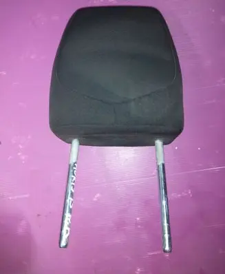Toyota Auris E180 Front seat headrest 