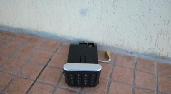 Volkswagen PASSAT B6 Phone keyboard 3C1858711