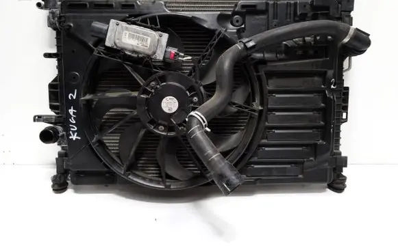 Ford Kuga II Coolant radiator 6G918005GB CV618C342PB 1137328684
