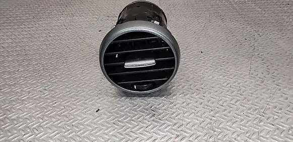 Seat Altea XL Dashboard side air vent grill/cover trim 5P0819203
