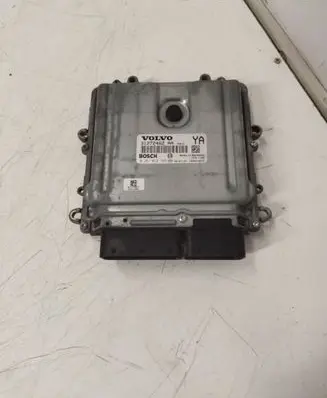 Volvo XC70 Engine control unit/module 31272462AA 0281012765 1039S18372