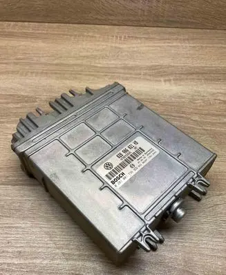 Ford Galaxy Engine control unit/module ECU 028906021HB 0281001736 USED