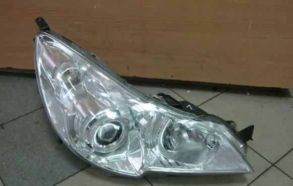 Subaru Legacy Headlight/headlamp