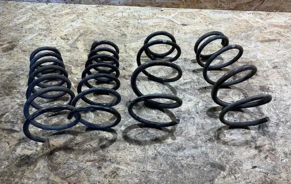 Lexus RX 330 - 350 - 400H Set of springs and shock absorbers (Front and rear) 