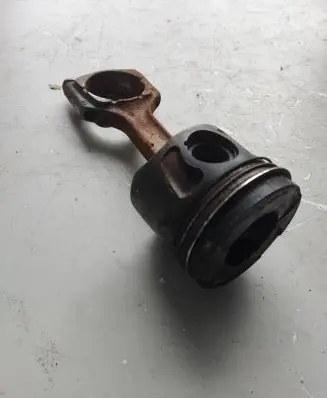 Opel Insignia A Piston with connecting rod