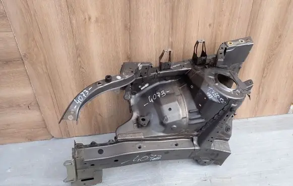 Toyota Verso Front side member 