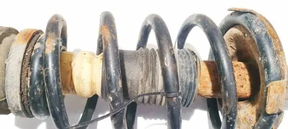 Mercedes-Benz Vito Viano W638 Front coil spring