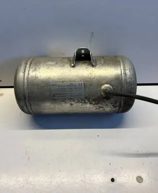 Audi A8 S8 D3 4E Vacuum air tank 4E0616203