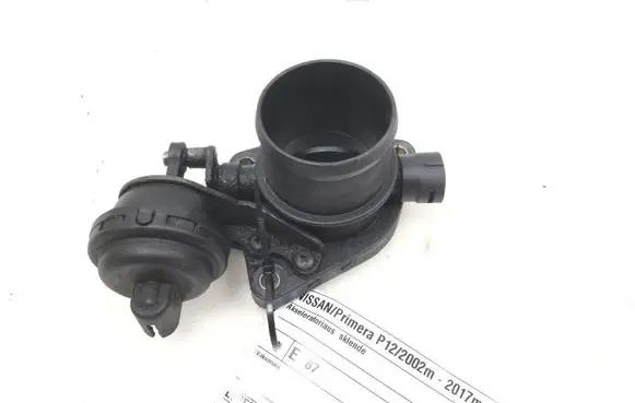 Nissan Primera Throttle valve 