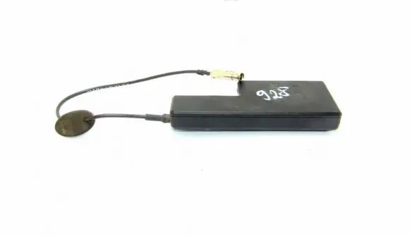 Mercedes-Benz E W211 Radio antenna A2118202775