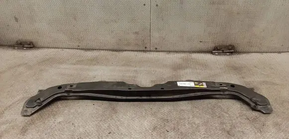 Radiator support slam panel bracket
