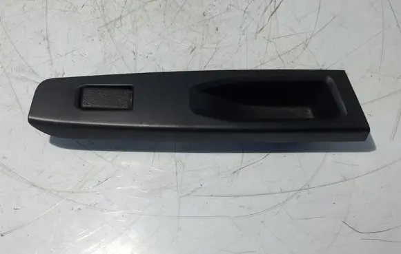 Toyota Yaris Electric window control switch 742710D400