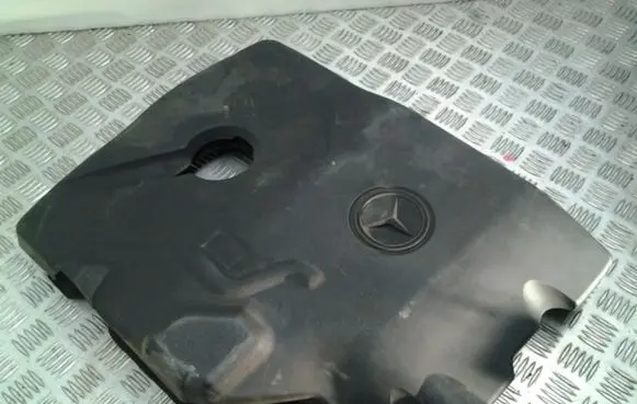 Mercedes-Benz Sprinter W906 Engine cover (trim) A65100267