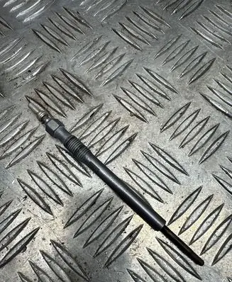 Opel Insignia B Glow plug 55512264 GM55512264