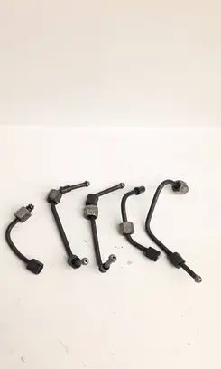 Fuel injector supply line/pipe