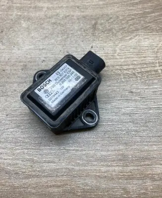 Audi A4 S4 B6 8E 8H ESP acceleration yaw rate sensor 8E0907637A 0265005245
