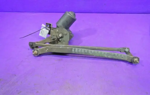 Fiat 500 Cinquecento Front wiper linkage and motor