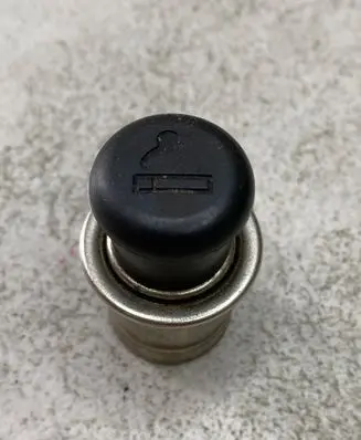 Volvo V70 Cigarette lighter 