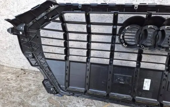 Audi Q3 F3 Front bumper upper radiator grill 83A853611