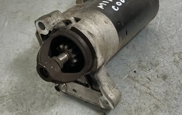 Mini Cooper Countryman R60 Starter motor 7616698
