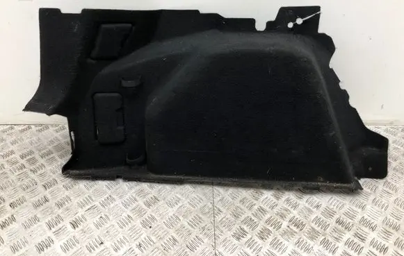 Trunk/boot lower side trim panel