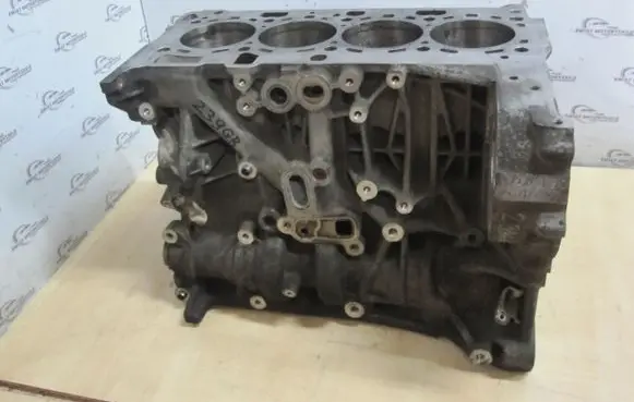 BMW 1 E81 E87 Engine block 239GB
