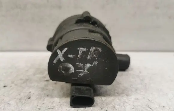 Nissan X-Trail T30 Electric auxiliary coolant/water pump