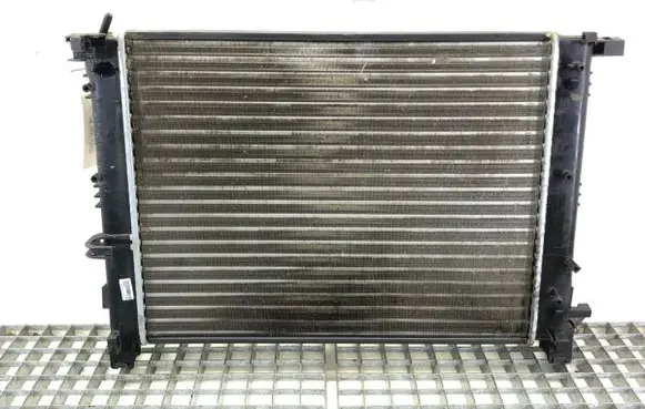 Renault Clio IV Coolant radiator