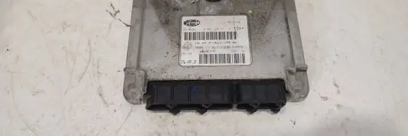Fiat Panda II Engine control unit/module 55196261 6160112401