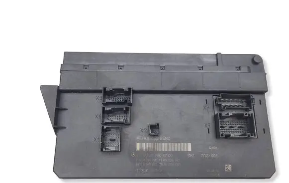 Mercedes-Benz Sprinter W906 SAM control unit A9069004700 A9069027500 A9069011500